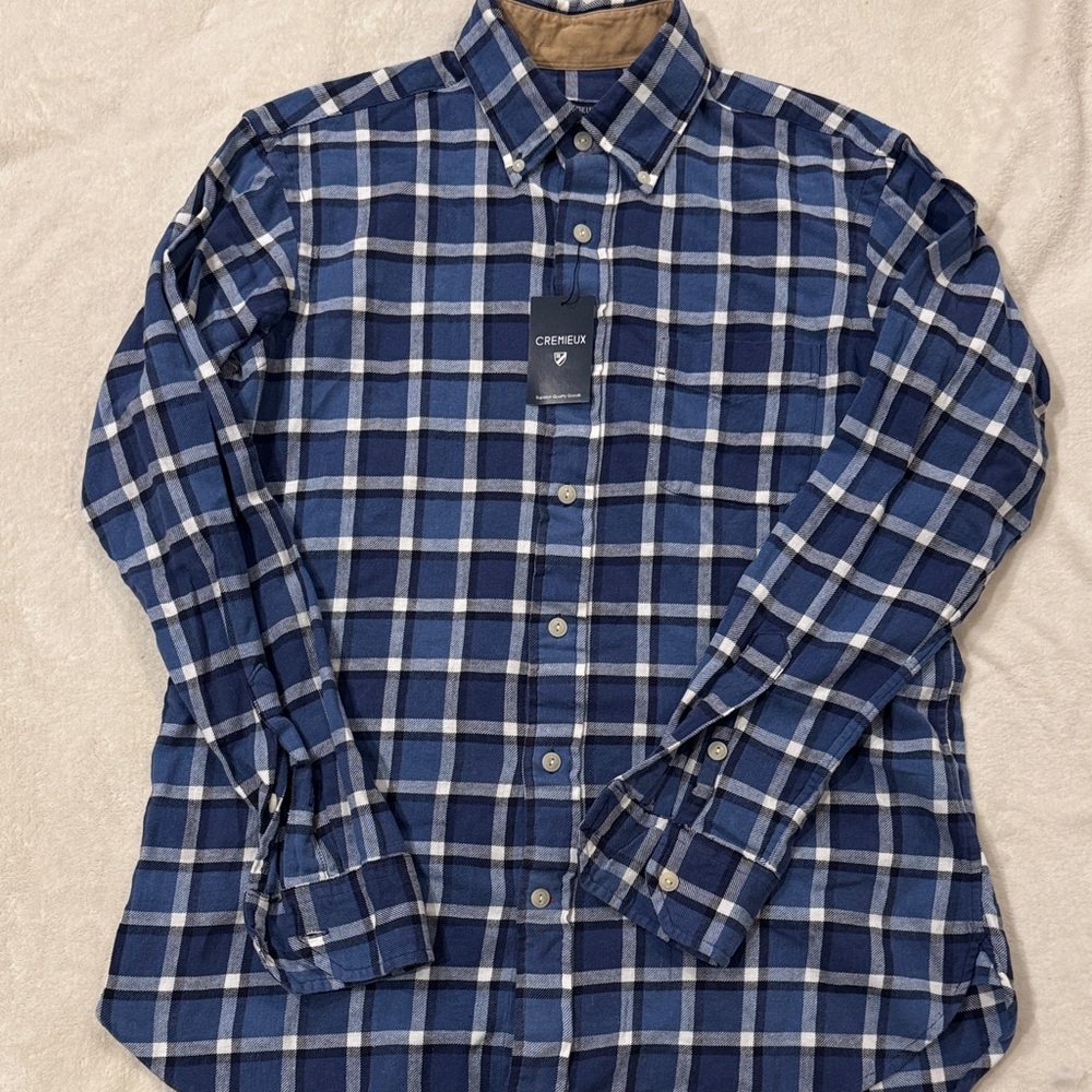 Daniel Cremieux Navy and White Plaid Shirt. Size Medium. NWT